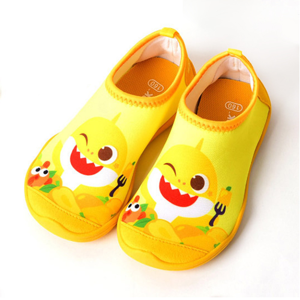 서울트레이딩 핑크퐁 아기 상어 망고 아쿠아 슈즈 (택1)