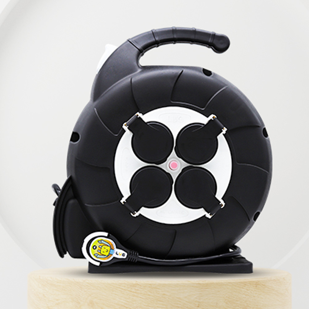 러그박스 산업 오토 코드릴 캡형 4구 15M 1.5SQ (BK) (LUG-GZ10) 이지콕 플러그 캠핑 릴선 멀티탭