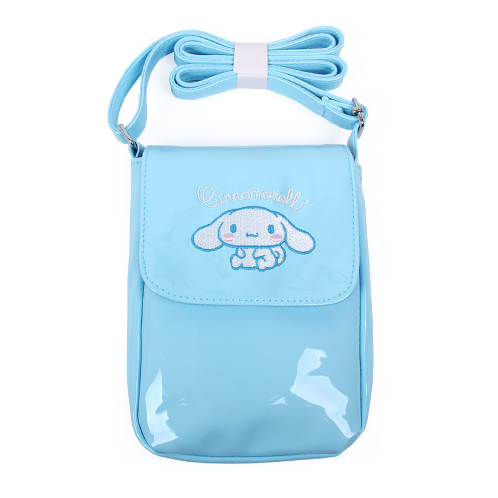 윙하우스 시나모롤 에나멜 폰크로스