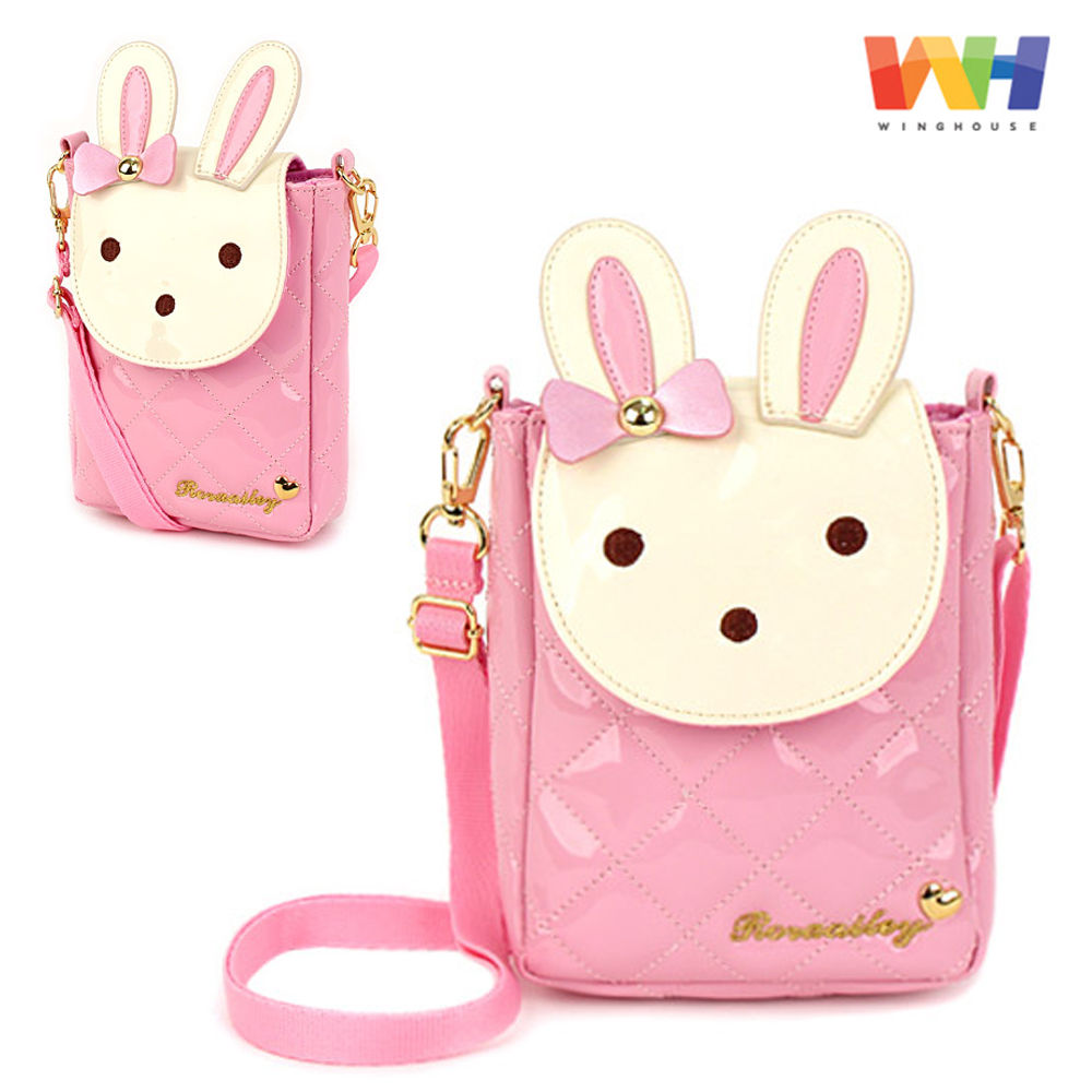 윙하우스 로라 에밀리 폰크로스